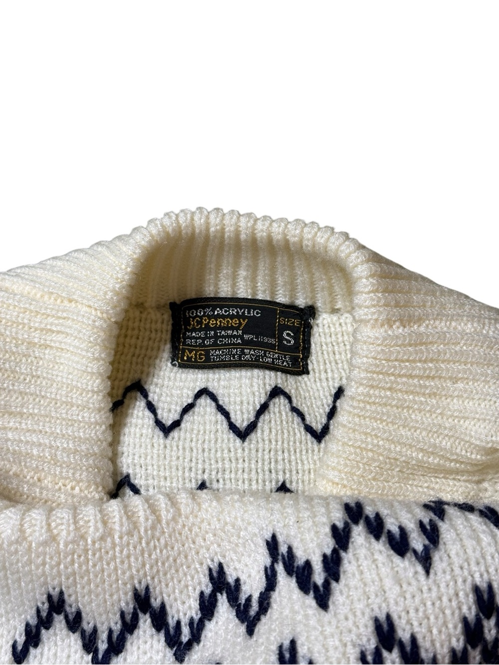 Vintage JC Penney Sweater Mens Small Nordic Winter Acrylic Pullover 80s Holiday - Picture 2 of 3